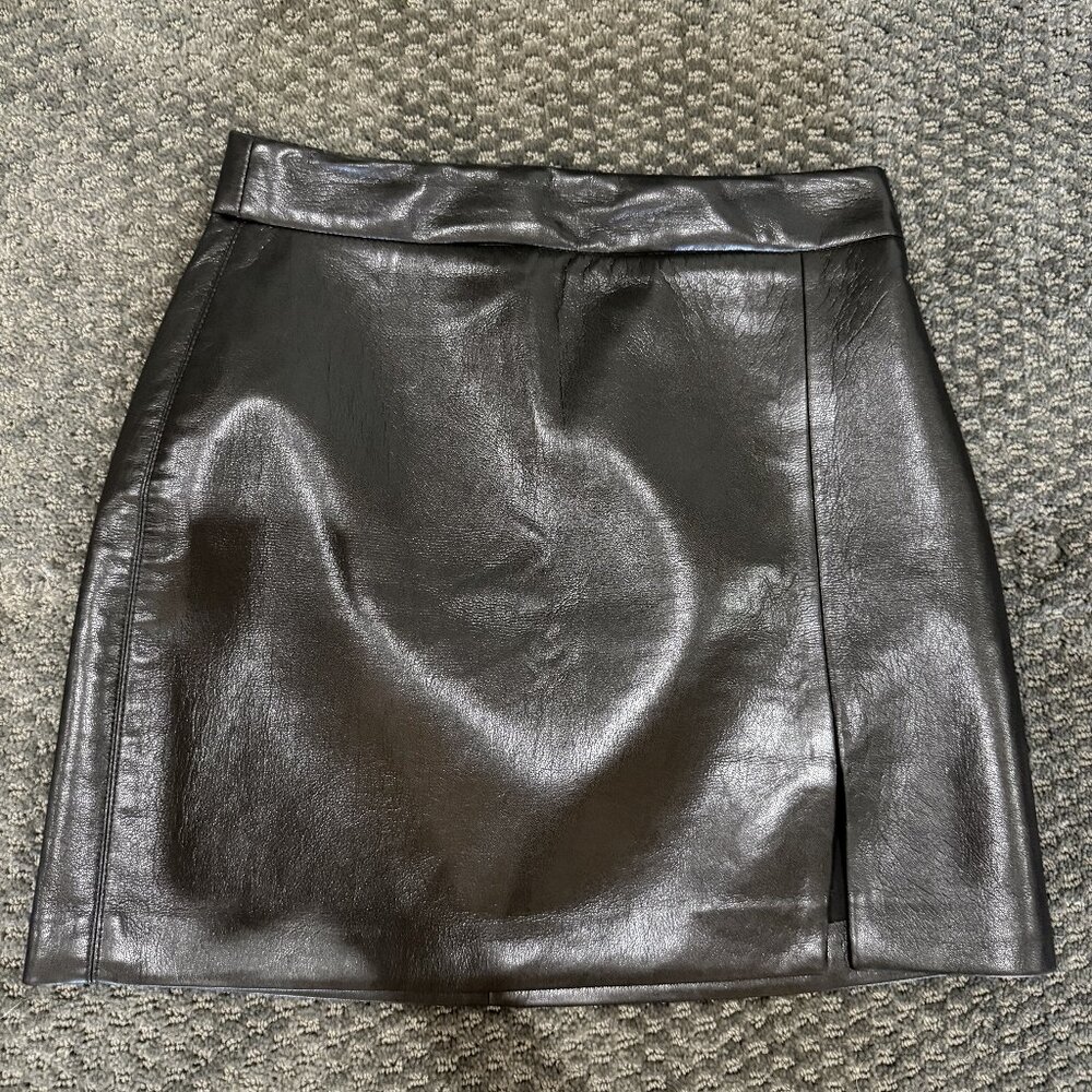 Aritzia Wilfred Leather Mini Skirt